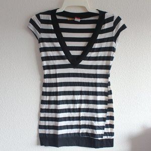 "french kiss" striped black/white shirt